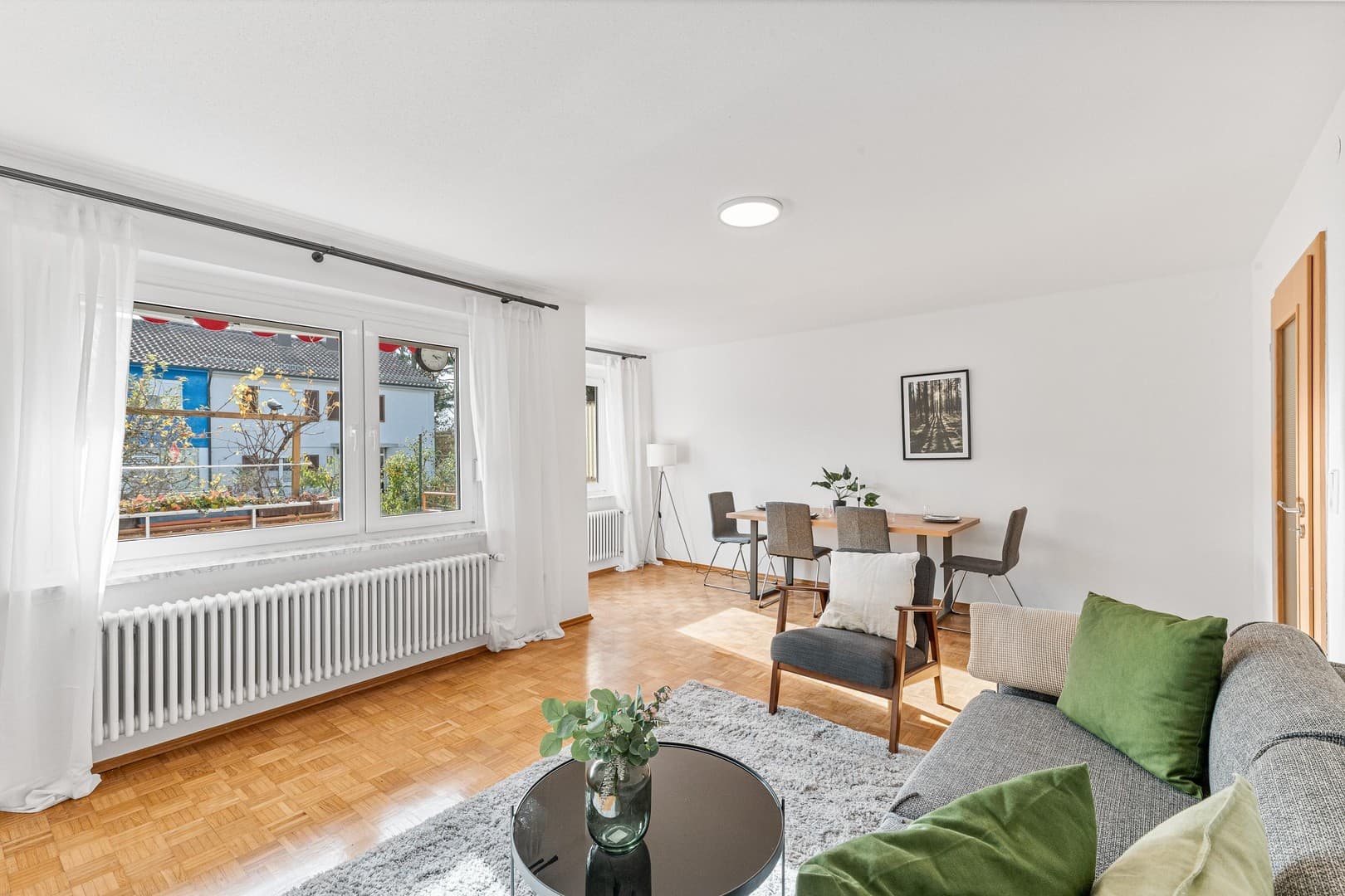 +++ Sofort Einziehen +++ Reihenmittelhaus in Neu-Ulm Pfuhl