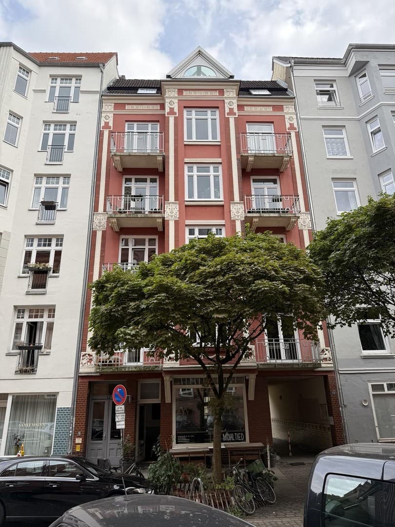 Möbliert & all inclusive: 4,5-Zimmer-Altbauwohnung Hamburg-Neustadt ab Nov '26