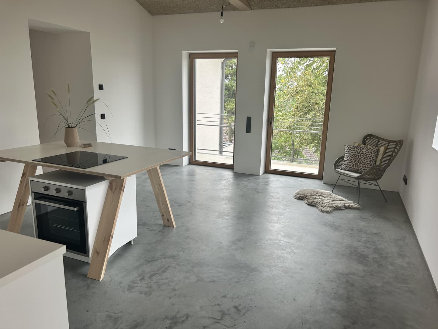 Neue, top moderne 2 Zimmer in ruhiger Lage, ideal für Referendare