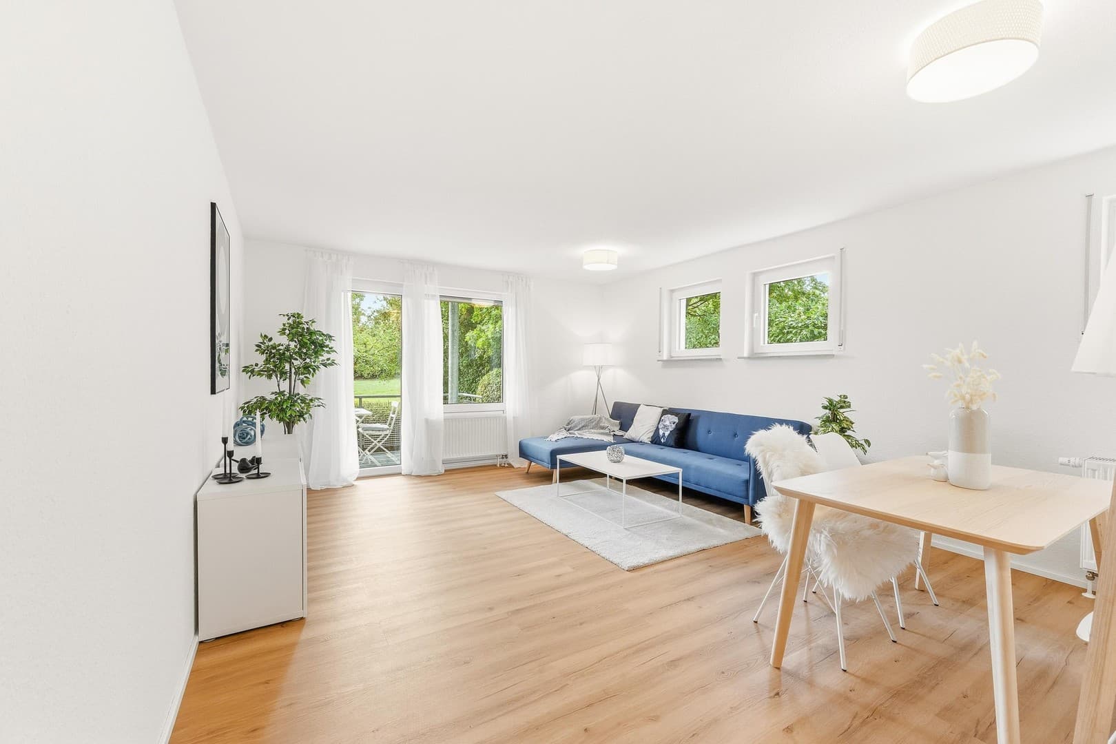 2-Zimmerwohnung in Reutlingen-Hohbuch (nahe FH) - frisch renoviert, modern, hell, Balkon/Garten