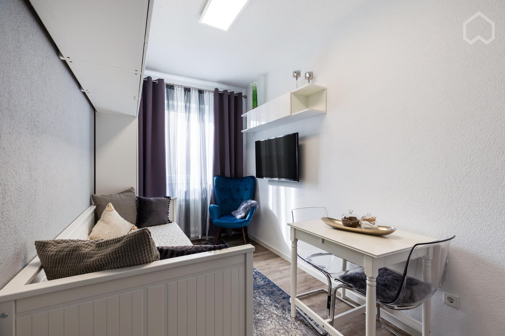 Smartes Business-Apartment: Stilvoll möbliert & modernisiert (All-in Miete)
