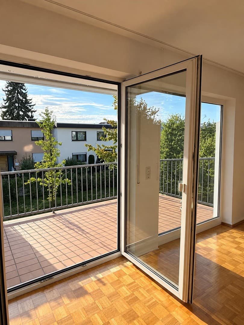 Provisionsfrei: 3-Zimmer-Wohnung mit grossem Süd-Balkon, Keller und Stellplatz