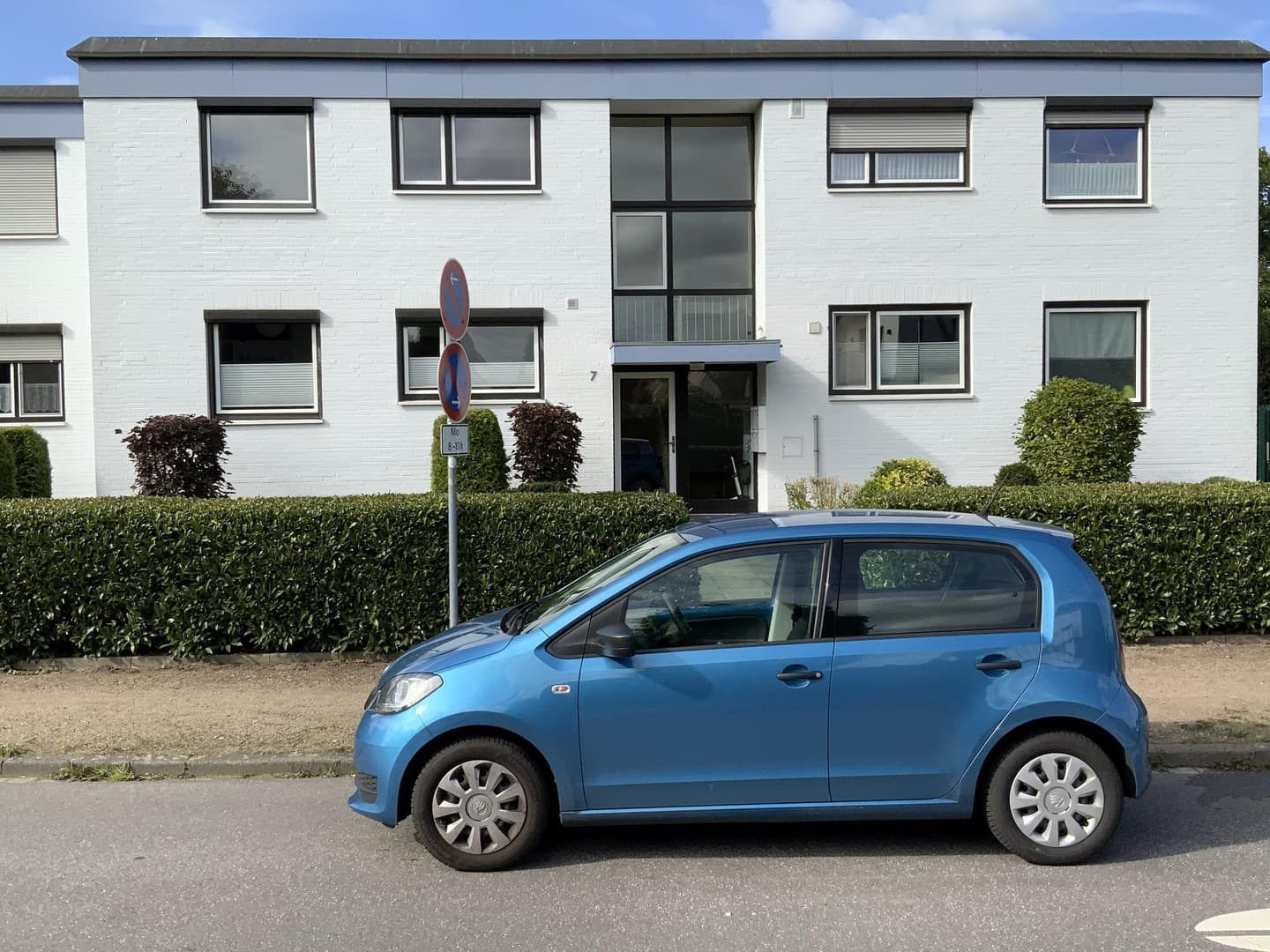 2,5-Zimmer Etagenwohnung in Pinneberg-Nord Erstbezug nach Sanierung