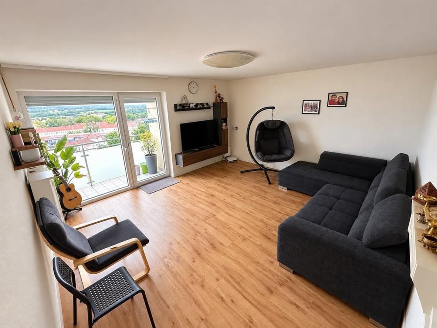 Traumhafte Familienwohnung mit Panoramablick – 10. OG, Fürth-Hardhöhe