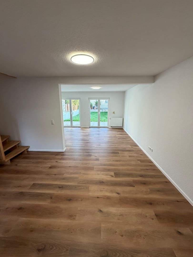Riedstadt-Erfelden. Reihenmittelhaus mit Garten