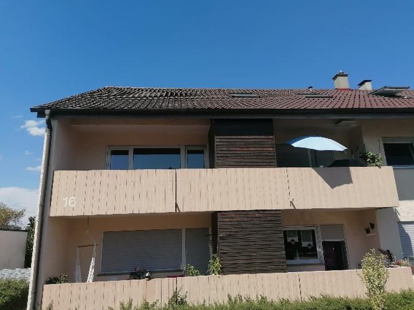 Helle 3,5-Zimmer Wohnung mit 2 Balkonen - provisionsfrei