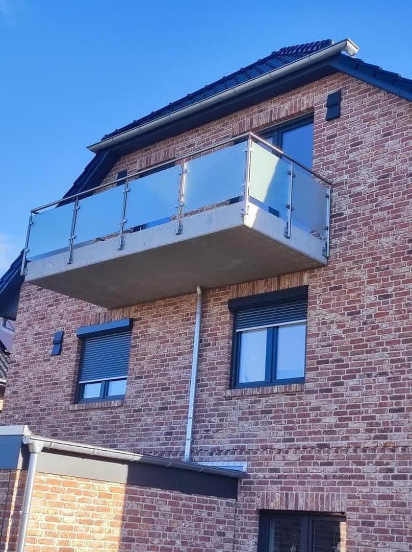 Gemütliche 3-Zimmer-DG-Wohnung (Neubau, Erstbezug)