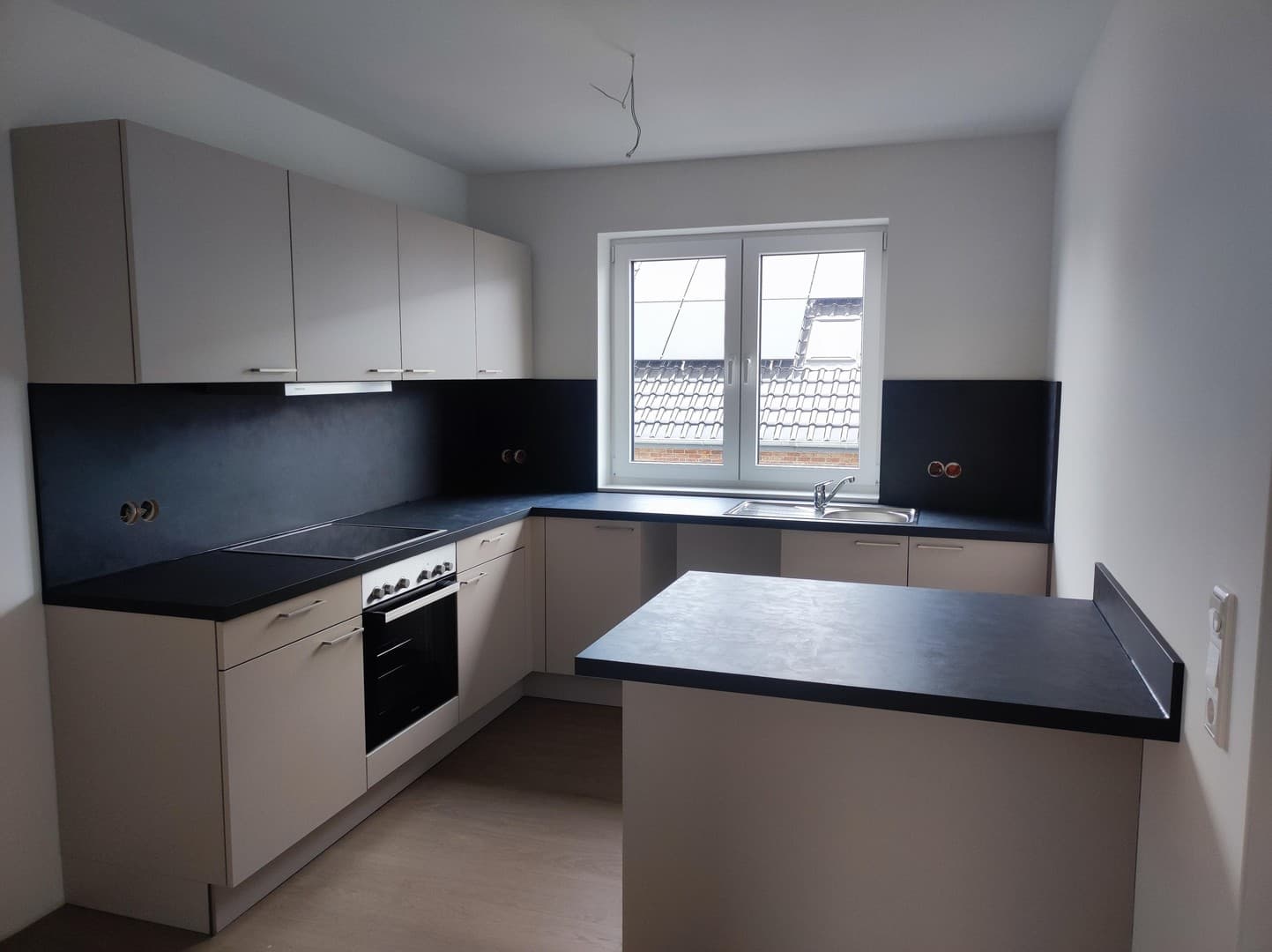 Schöne 3-Zimmer-Wohnung (Neubau, Erstbezug)