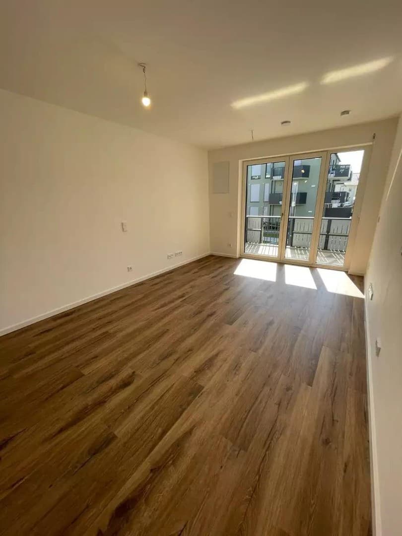 Erstbezug 1-Zimmer-Wohnung Süd-Balkon