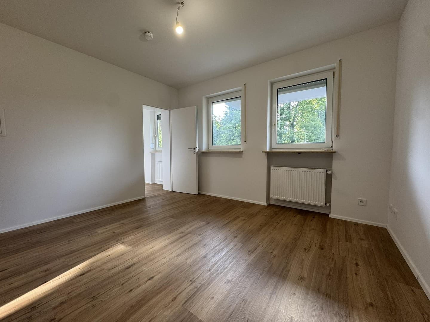 Mit Gartenanteil | Erstbezug nach Sanierung - Helle 1,5-Zimmer Wohnung in München-Giesing +++