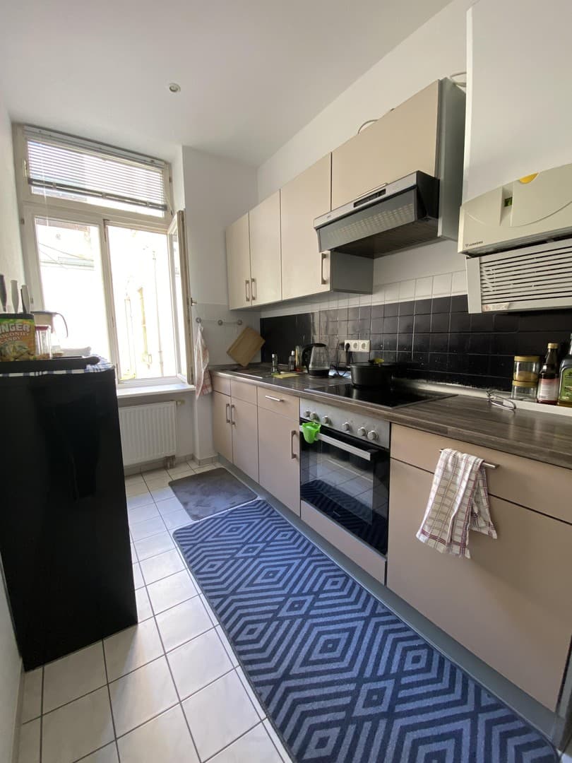 1-ZKB Wohnung für singles oder Paare vis-a-vis der Fußgängerzone Rheinstr. Wiesbaden