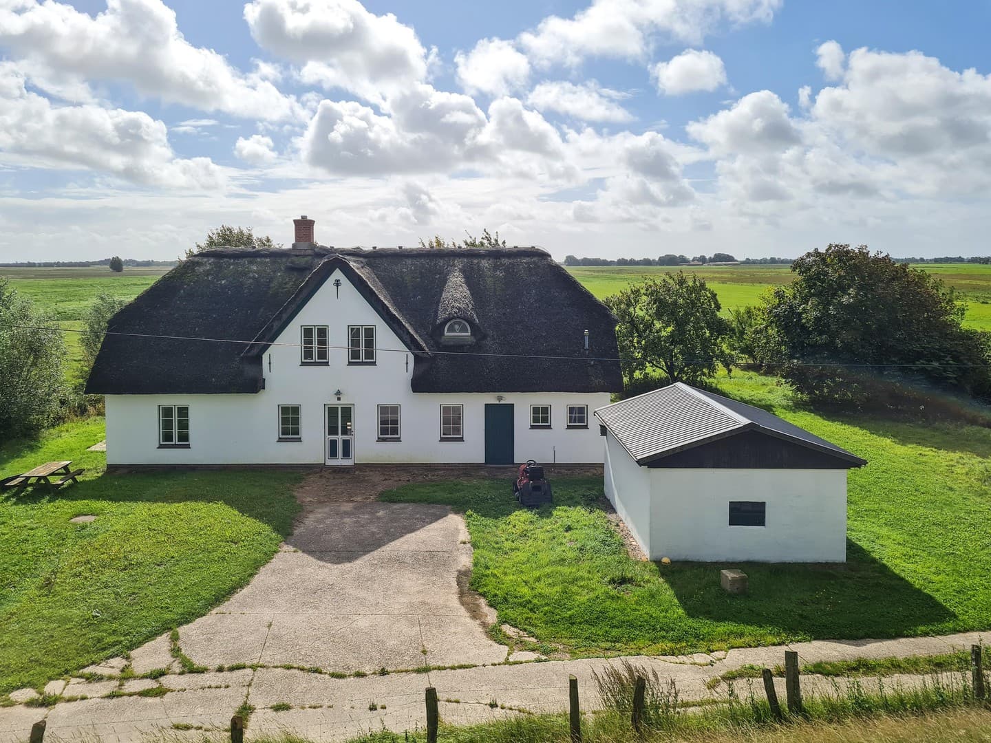 Landhaus unter Reet in absoluter Alleinlage