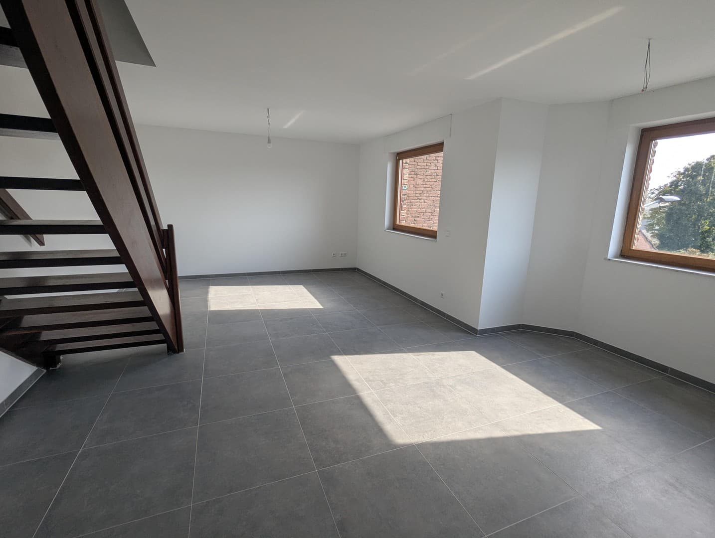 Komplett sanierte 3-Zimmer-Maisonettewohnung mit 2 Bädern in zentraler aber ruhiger Lage