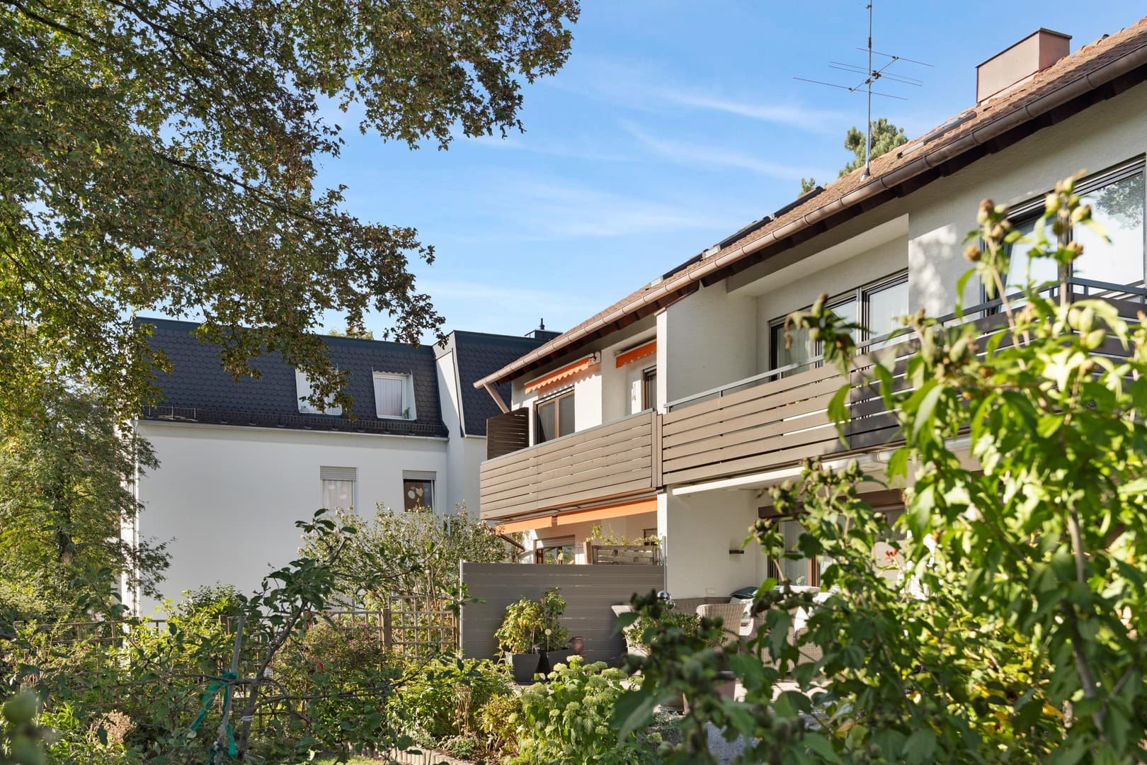 99 m² Maisonette mit zwei Wohnebenen und Einzelgarage