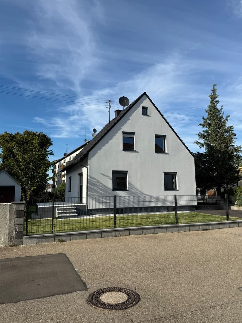 Charmantes, kernsaniertes Einfamilienhaus mit hochwertiger Ausstattung