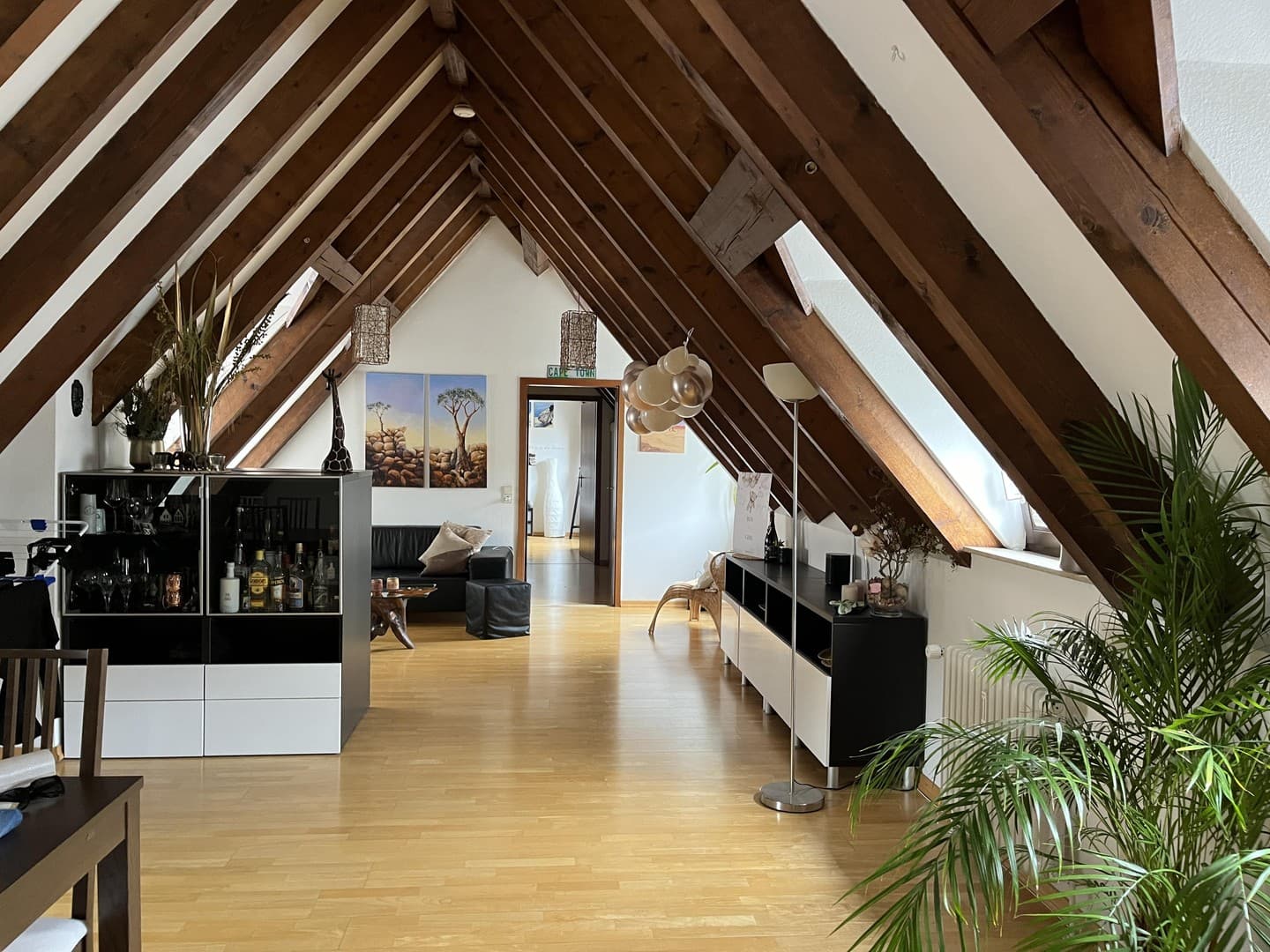 Außergewöhnliche Dachgeschosswohnung in Stuttgart-West