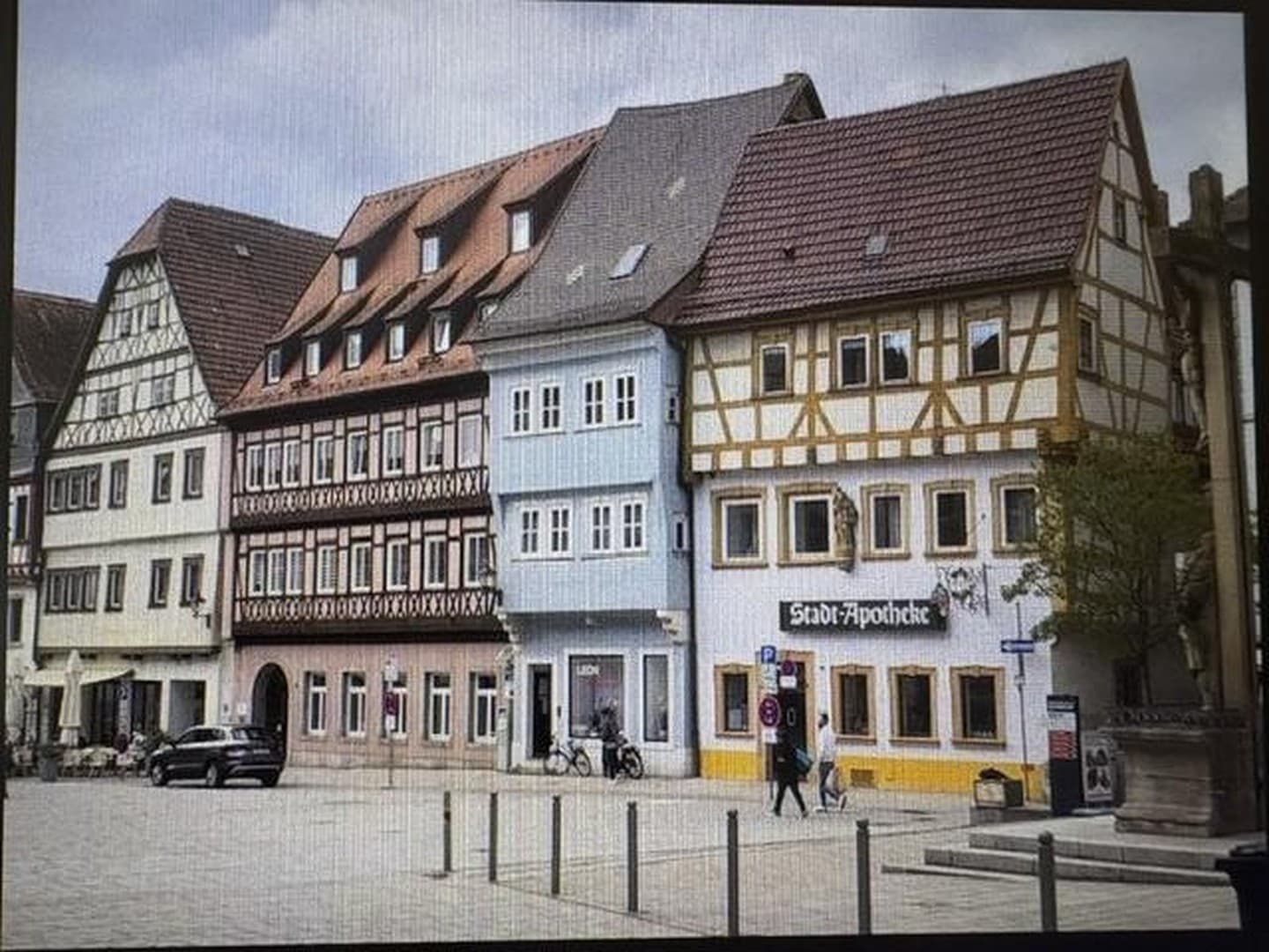 OCH-Stadtm: zusammen o.Einzeln 2x Whg 2,5ZKBBWC+3,5ZKN Maison-Whg grosse Dachterrasse 5Jahre jung