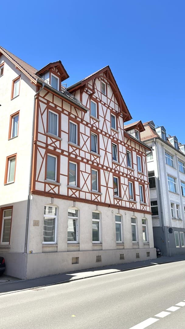 Schöne, helle Dachgeschosswohnung mit Blick auf die Esslinger Altstadt
