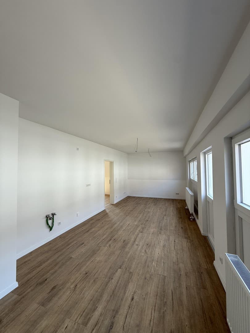 Schöne 4 Zimmerwohnung - neu saniert!