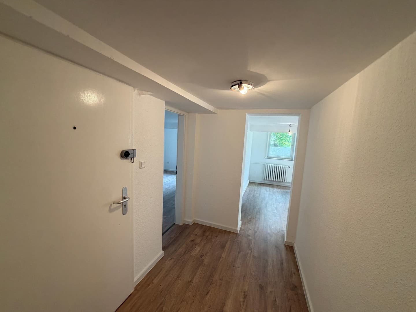 Helle, flexibel nutzbare Gewerbeeinheit in Bonn – ideal für Büro oder Praxis