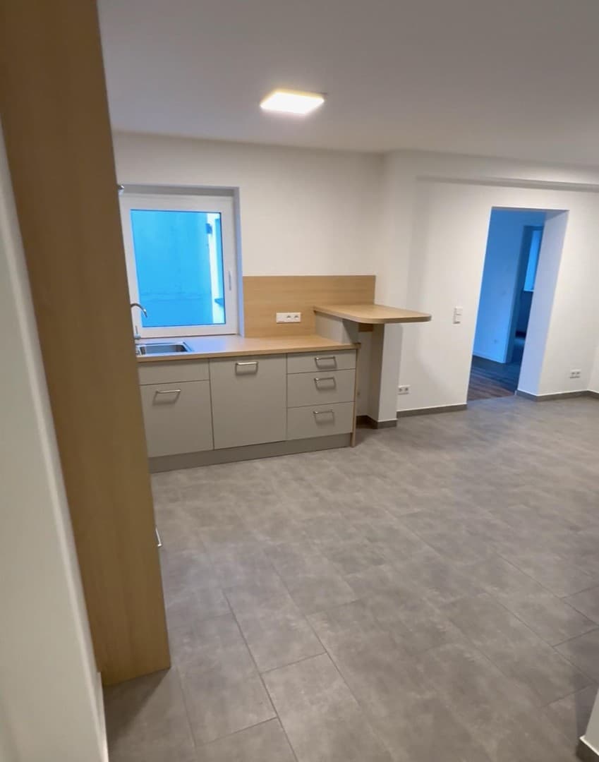 Wunderschöne 4-Zimmer Wohnung mit Balkon im Zentrum von Würzburg