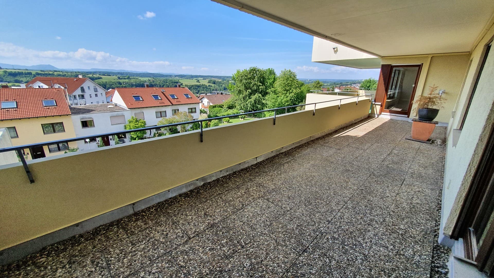 Großzügige Wohnung mit Panoramablick