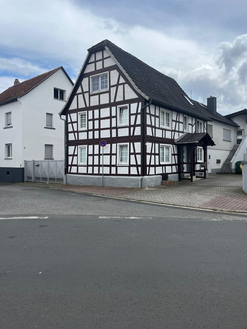 Wohnhaus mit viel Platz in Bruchköbel zu vermieten