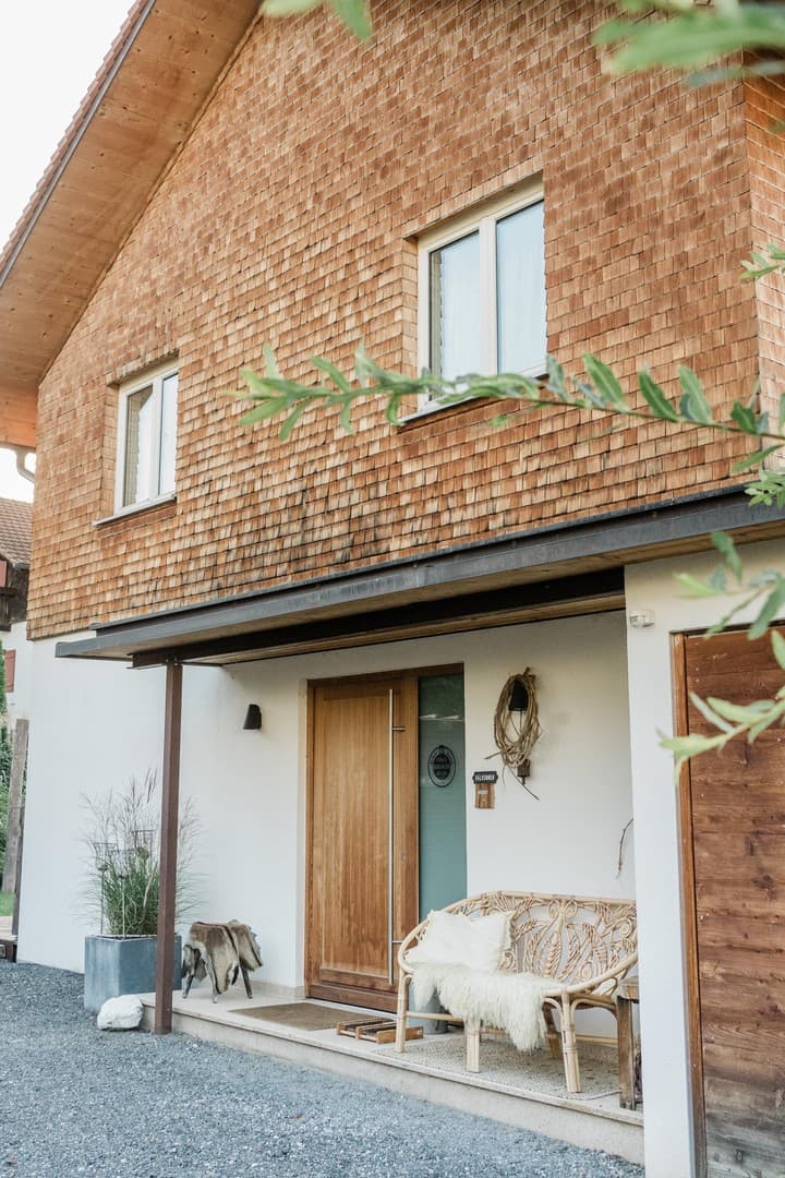 Modernes Einfamilienhaus im Grünen