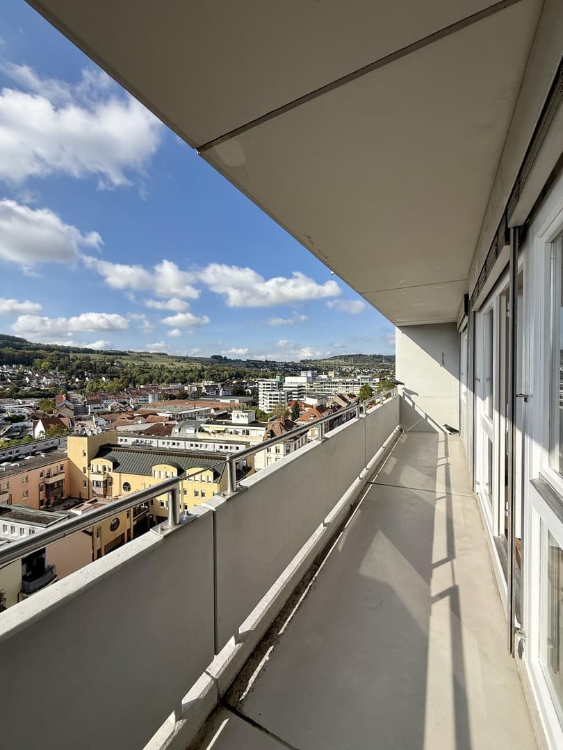 5,6 % RENDITE | 1-ZI-WOHNUNG ZENTRUM LÖRRACH | MODERNISIERT | LEERSTEHEND & DIREKT VERMIETBAR