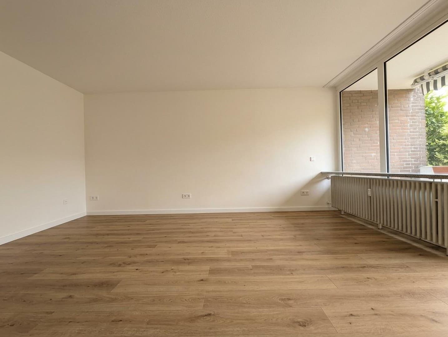 Erstbezug nach Komplettsanierung! Modernisierte 3-Zimmer-Erdgeschosswohnung mit Balkon & in Fischeln