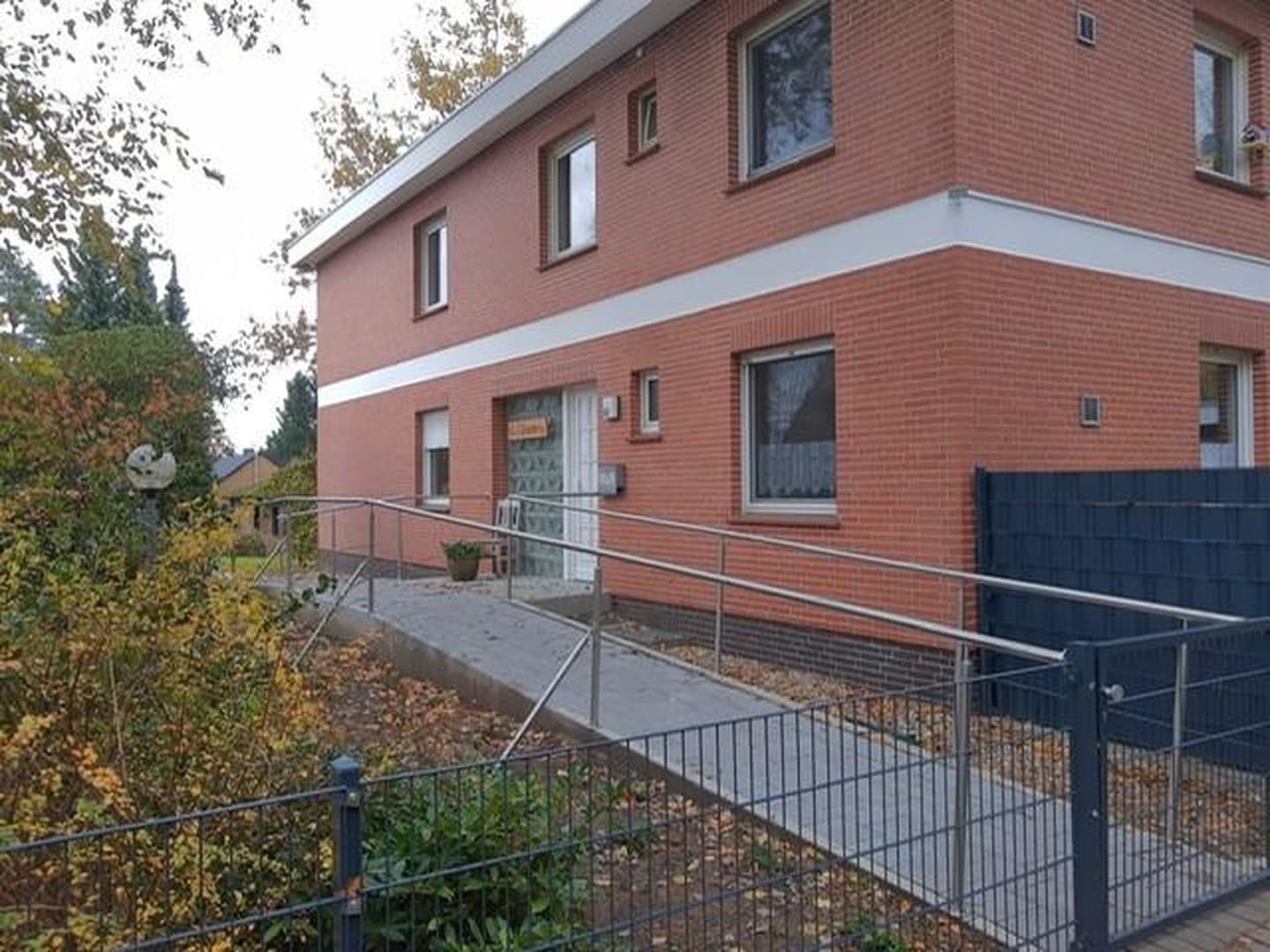 Großzügiges Einfamilienhaus in TOP-LAGE von Buchholz Steinbeck, Traumgarten, Garagen