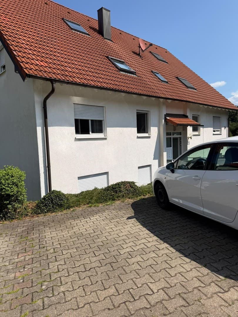 Helle 3-Zimmer-Wohnung mit Einbauküche & Stellplatz in Bad Herrenalb ab November 2026