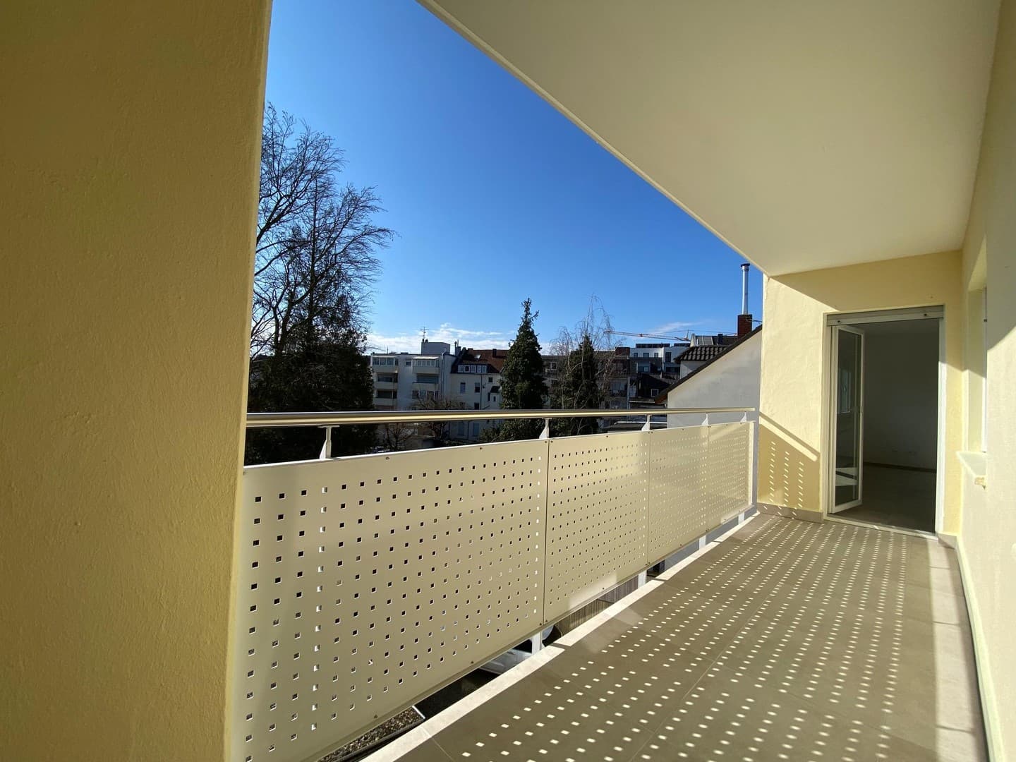 Kapitalanlage mit Weitblick - Helle 2-Zimmer-Wohnung mit Balkon, Aufzug & Garage in Siegburg