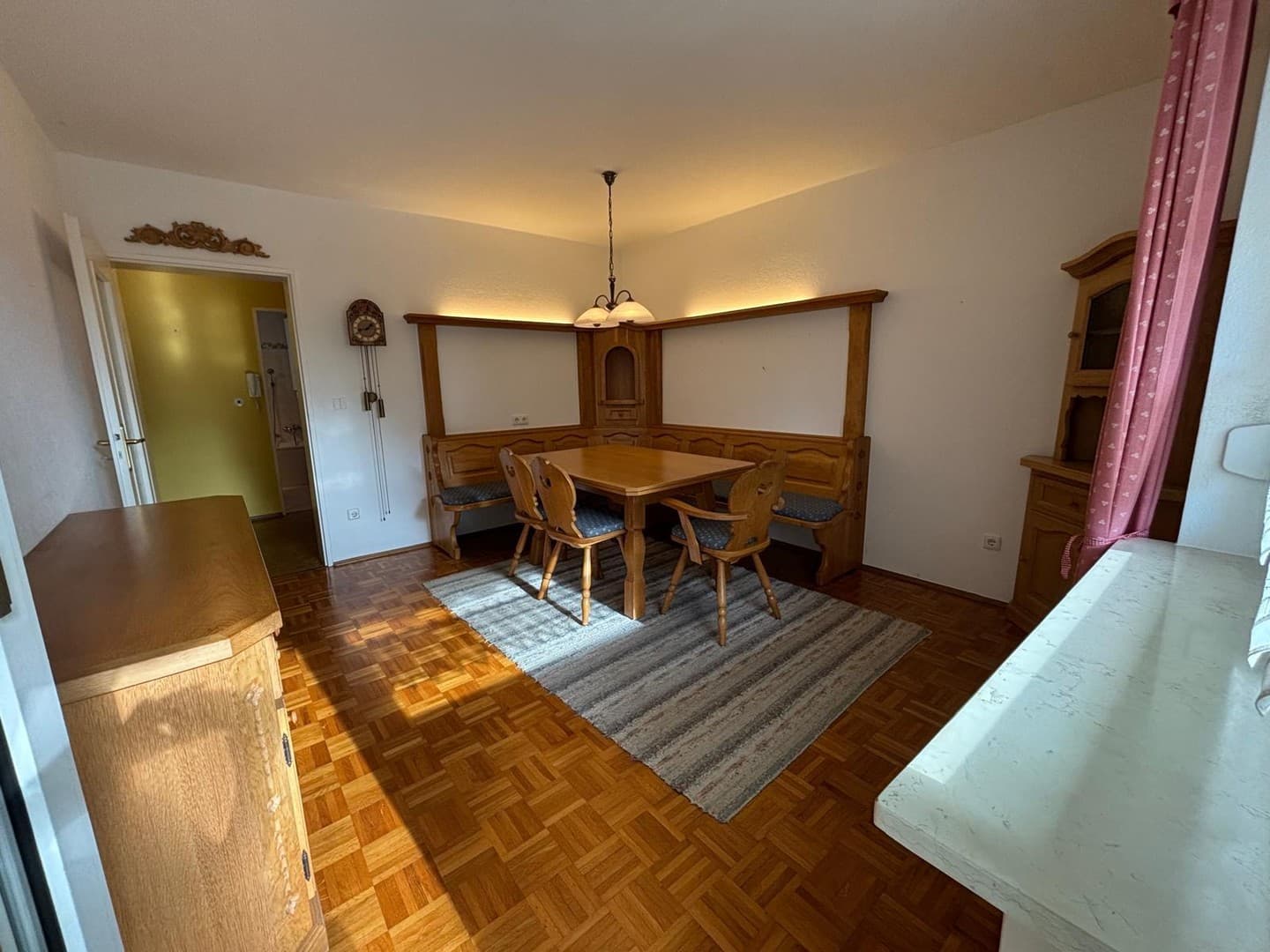 Großzügige 5,5-Zimmer-Wohnung in Ottobrunn.