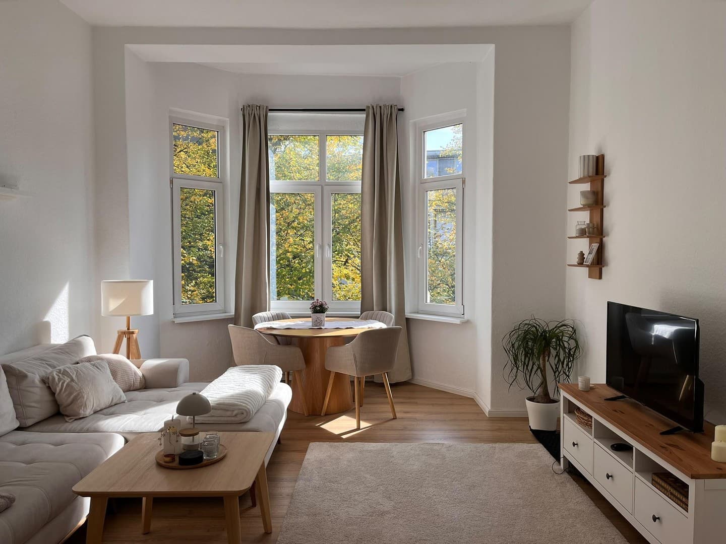 Sanierte vier Zimmer Wohnung zentral in Hameln