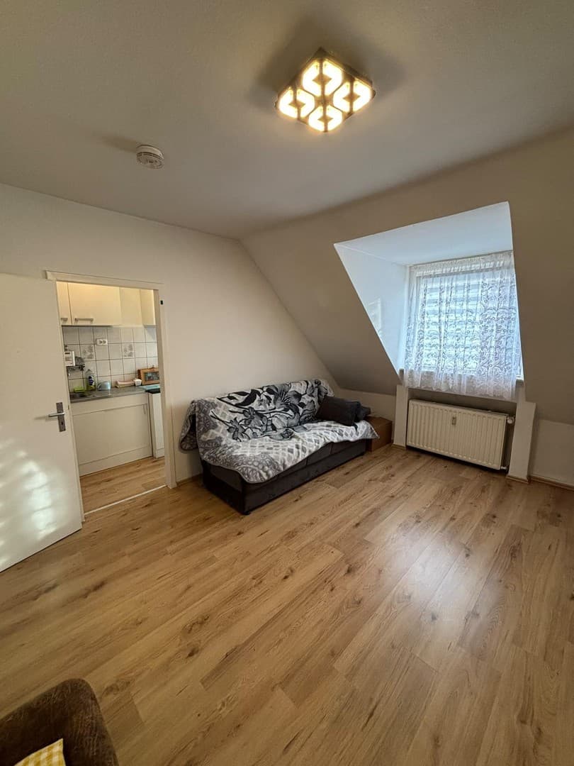 Kompakte 2-Zimmer-Wohnung mit Außenstellplatz in Bochum-Wattenscheid