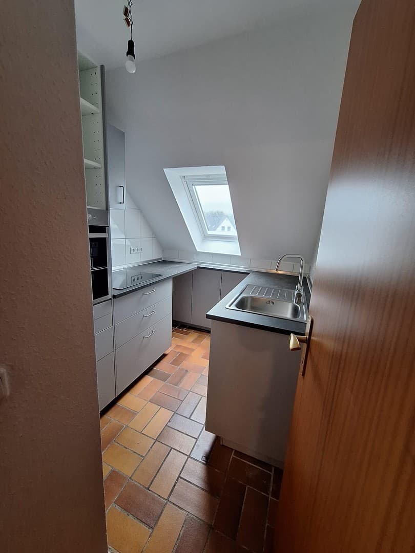 Zauberhafte 2 Zimmer Wohnung Nähe UNI / FH mit Balkon