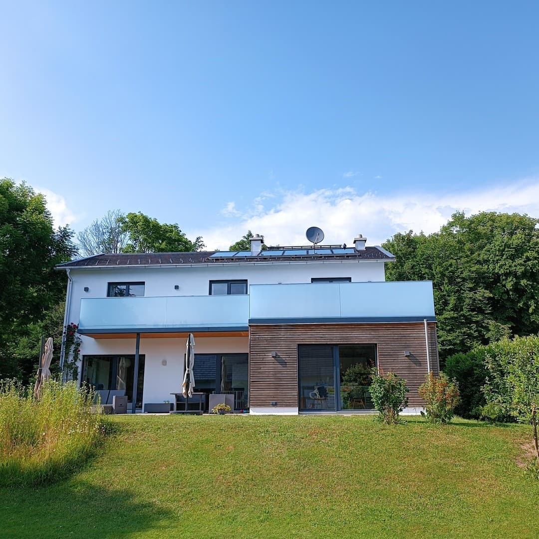 Ruhiges sonniges Einfamilienhaus mit unverbaubarem Bergblick in Traunstein - Haslach. Privaterkauf!