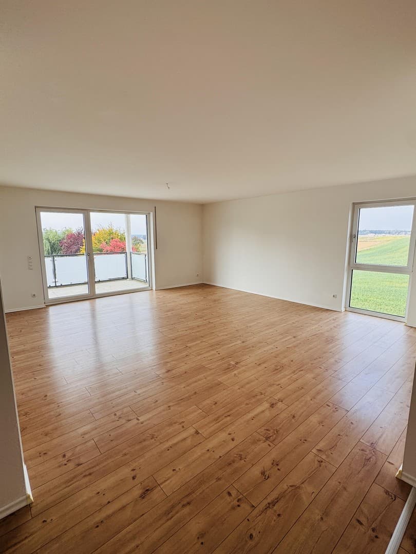 Großzügige 2,5-Zimmer-Obergeschosswohnung mit Balkon in Hemau