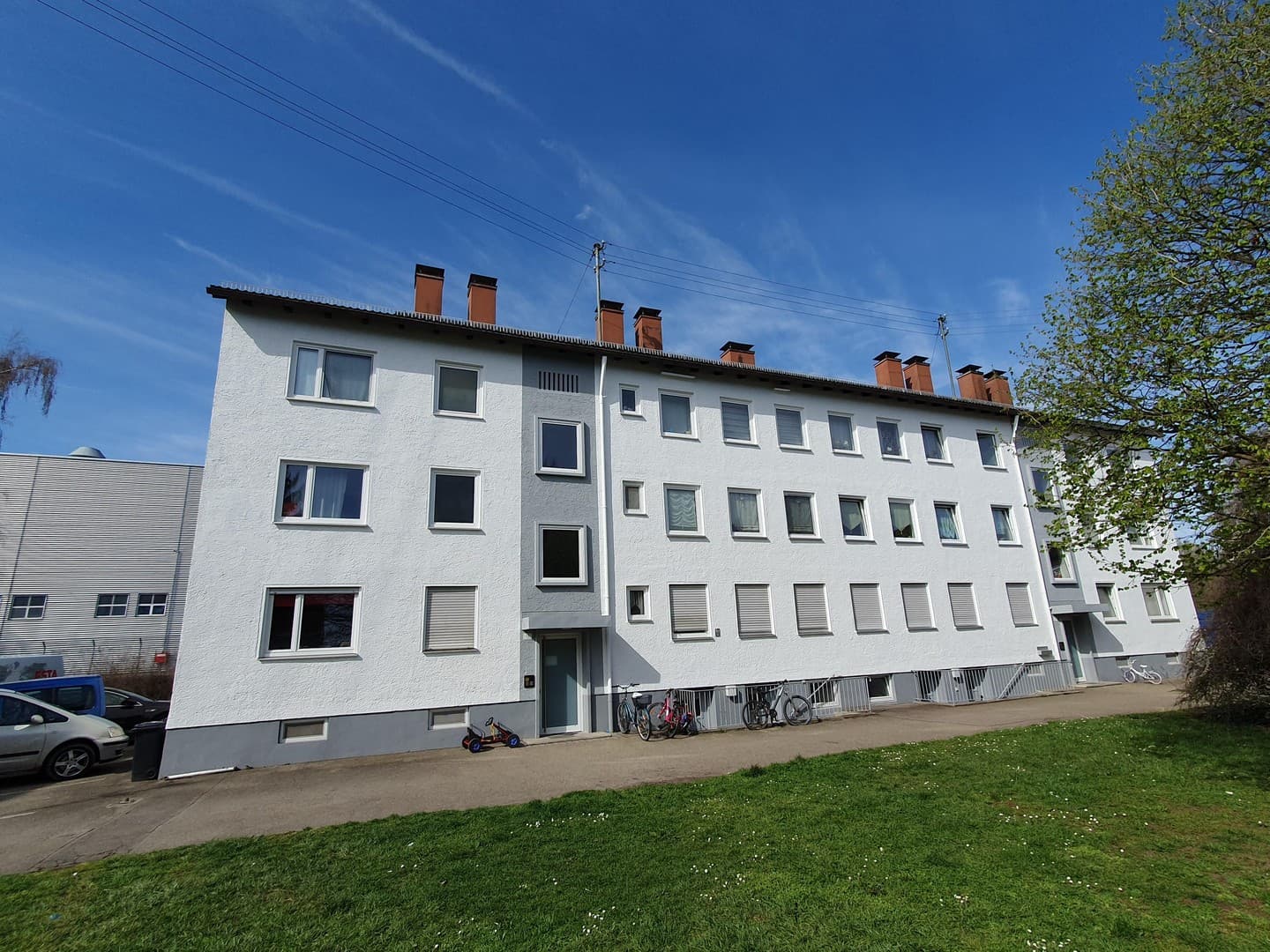Schöne 3-Zi-Wohnung mit Balkon, KW11