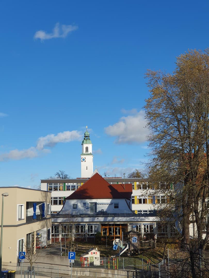 Schöne 2-Zi-Whg im Herzen von Vöhringen mit Zentralheizung
