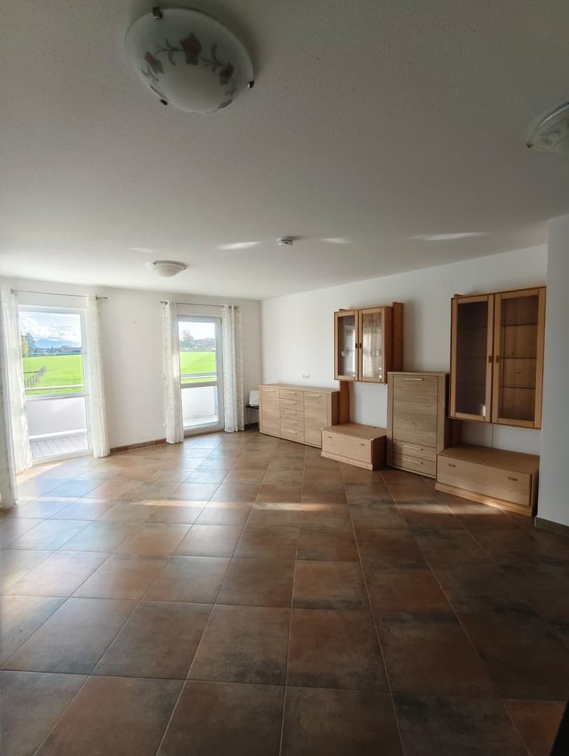 Helle 3-Zimmer-Wohnung im Pfaffenwinkel mit Panoramabalkon und EBK