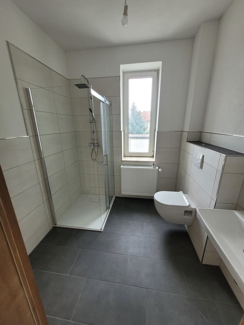 Frisch sanierte Wohnung mit effizientem Grundriss
