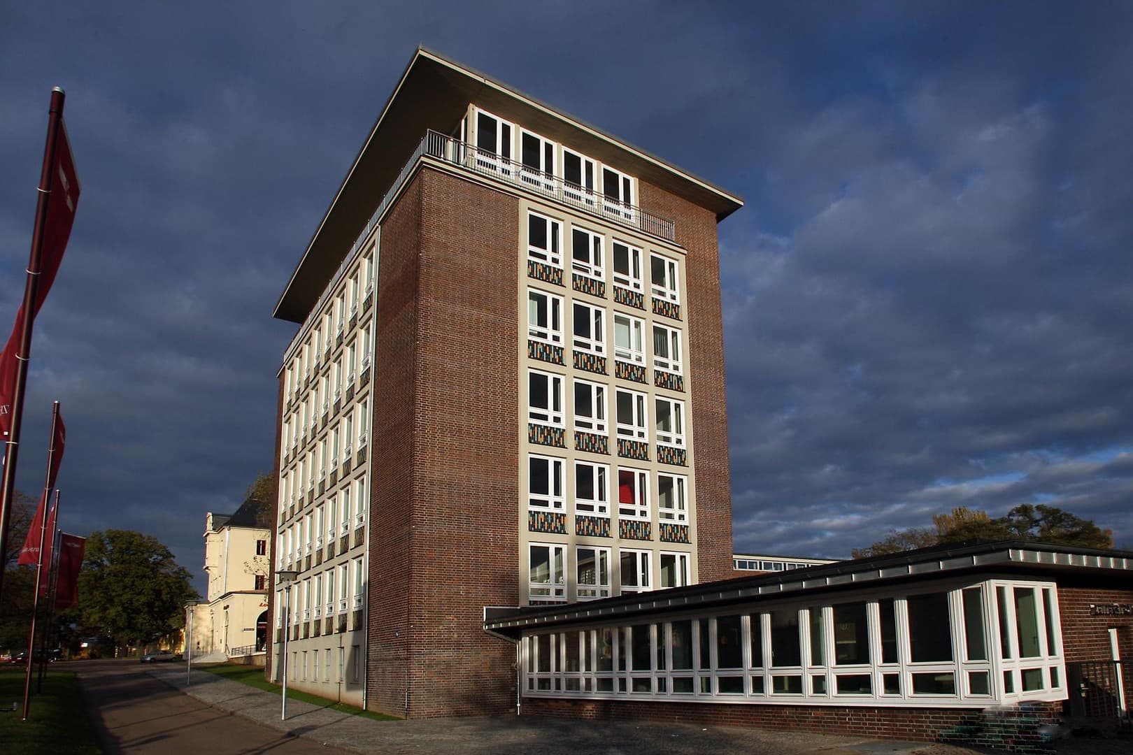Repräsentative Büroeinheit 250,35 m² im Hochhaus – Gebäude 30 3. OG