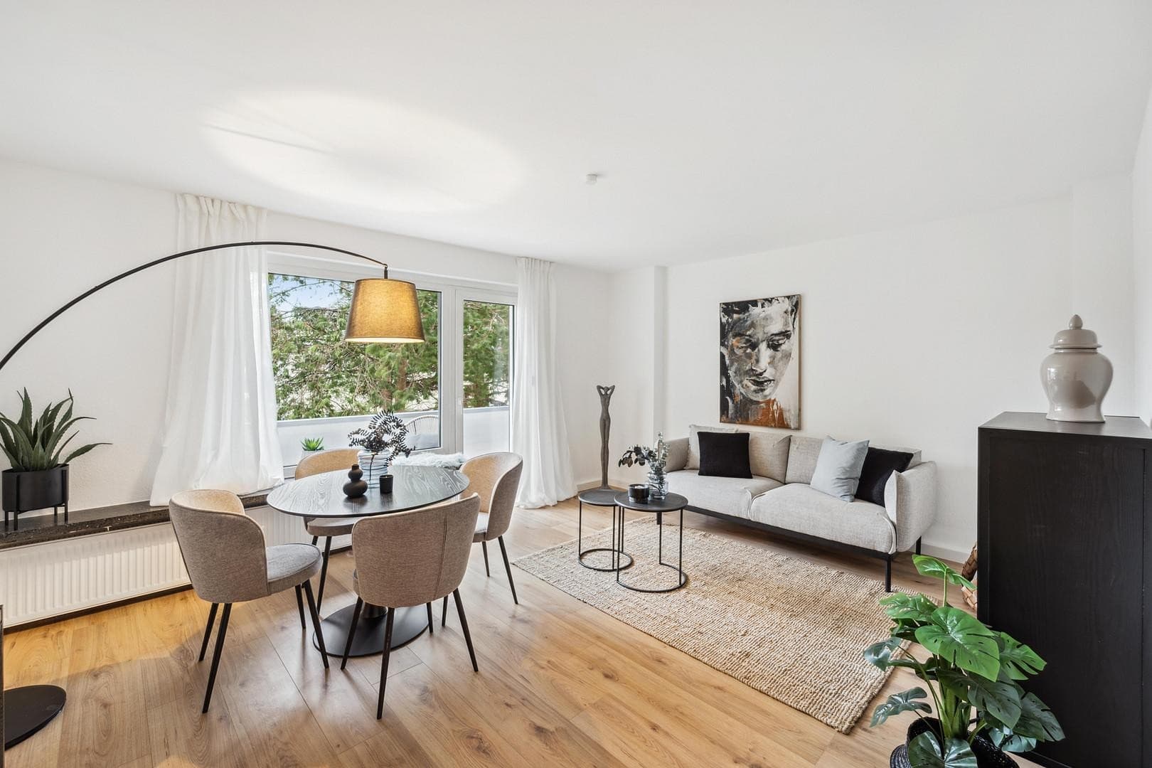 Frisch sanierte 4-Zimmer Wohnung in Vorst