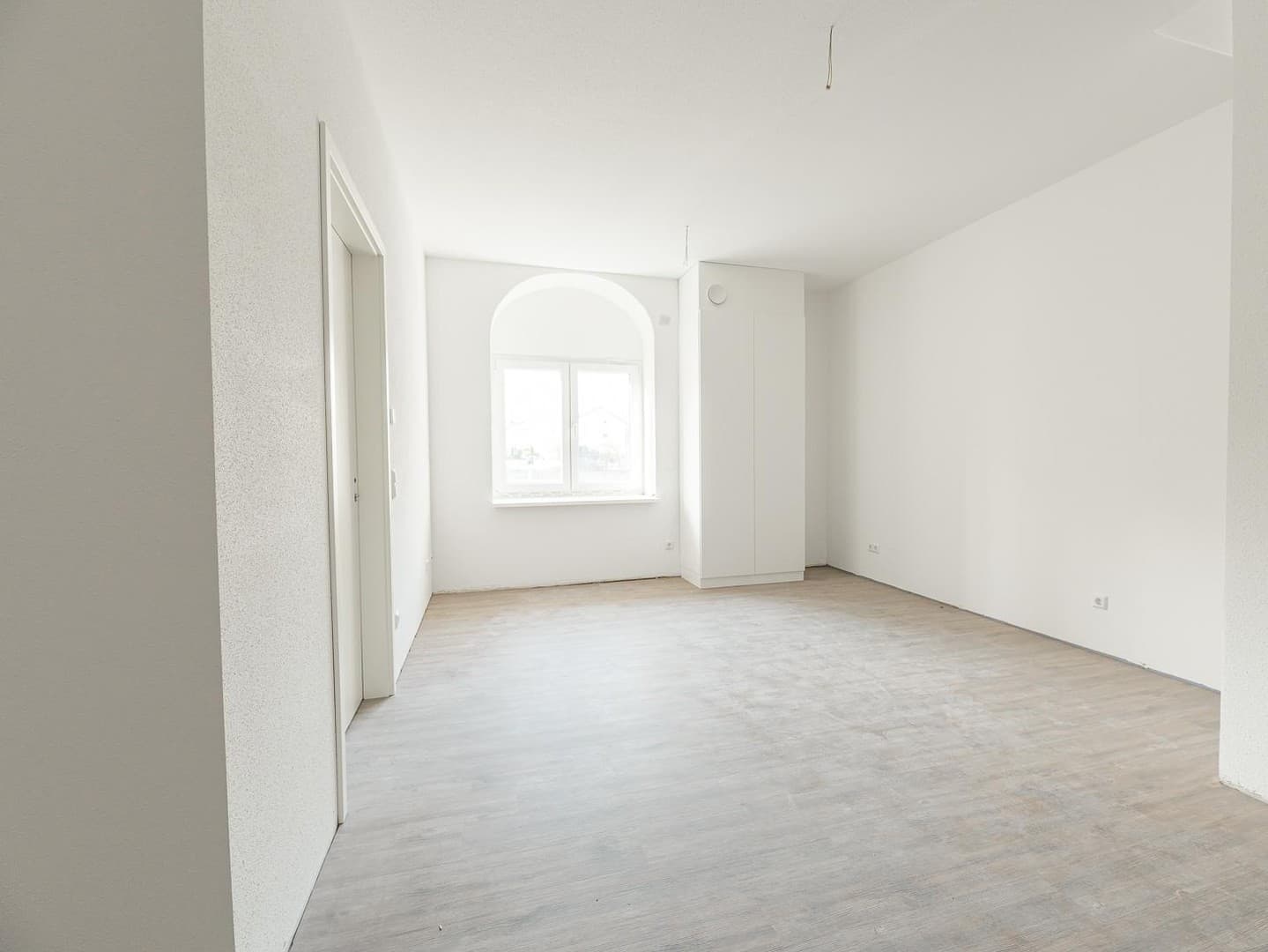 Neubau - Helle 2-Zimmer-Wohnung mit Einbauküche im Herzen von Walldürn