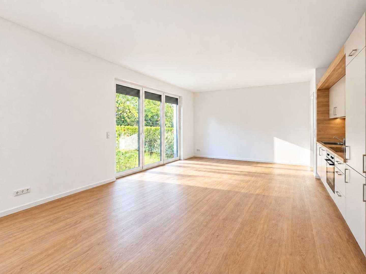 Familienwohnung im Neubau! Hochwertige 4-Zimmer Wohnung mit EBK! Offene Besichtigung am 10.11.2026