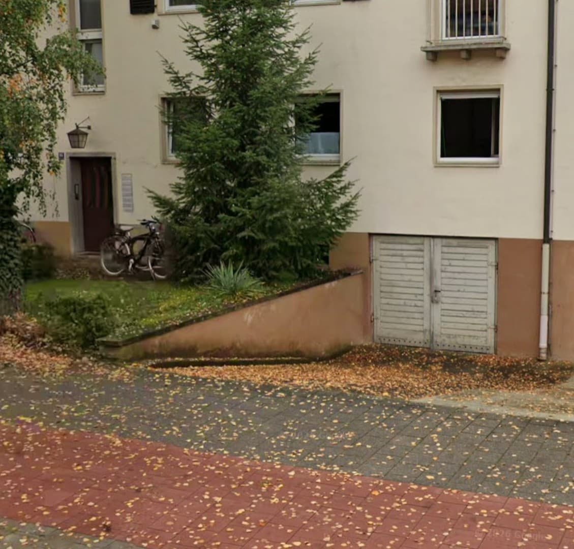 Zentral in Erlangen - Garage zu vermieten