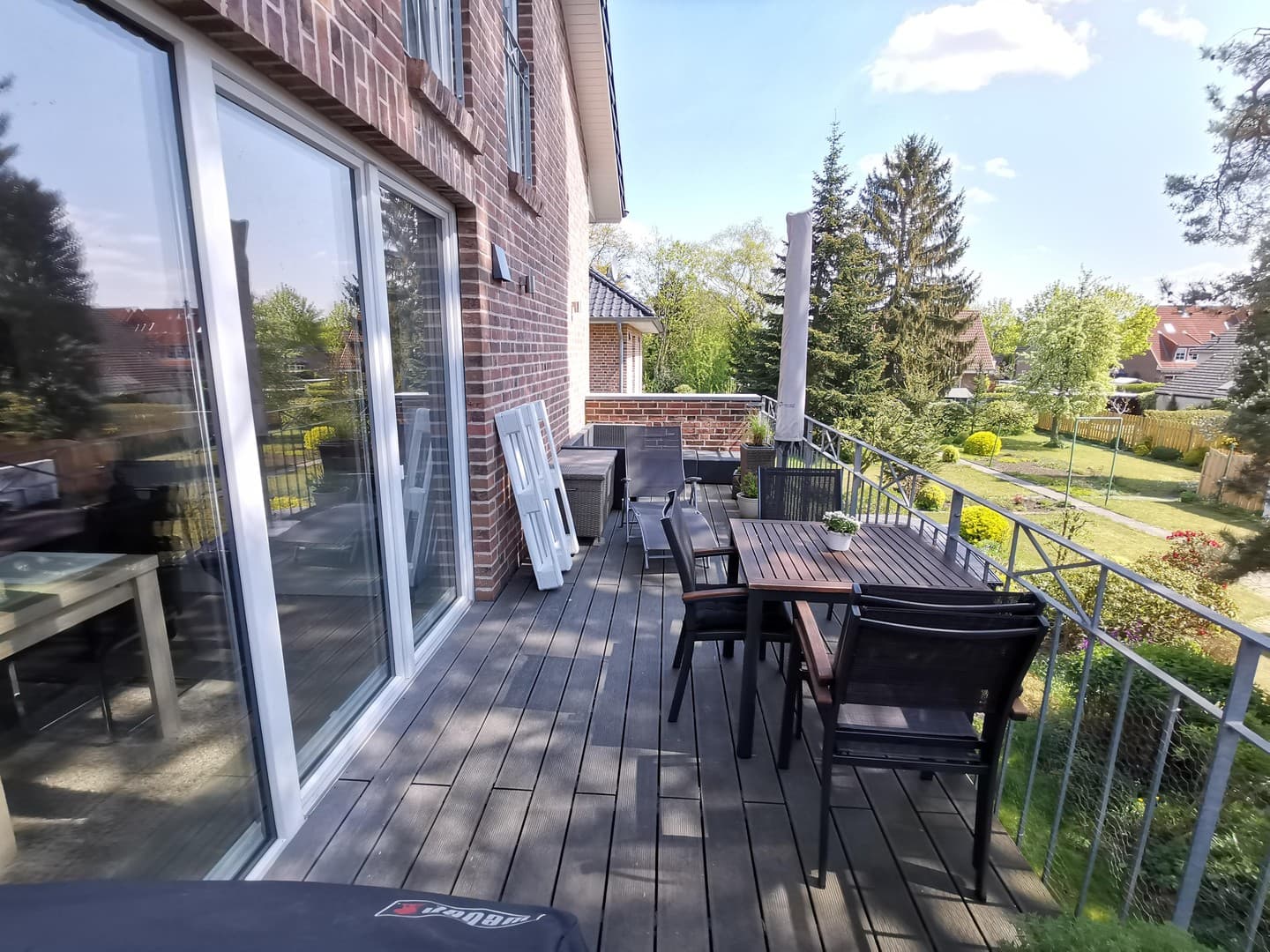 Schöne 3 1/2 Zimmer Dachterrassen-Wohnung in Tornesch
