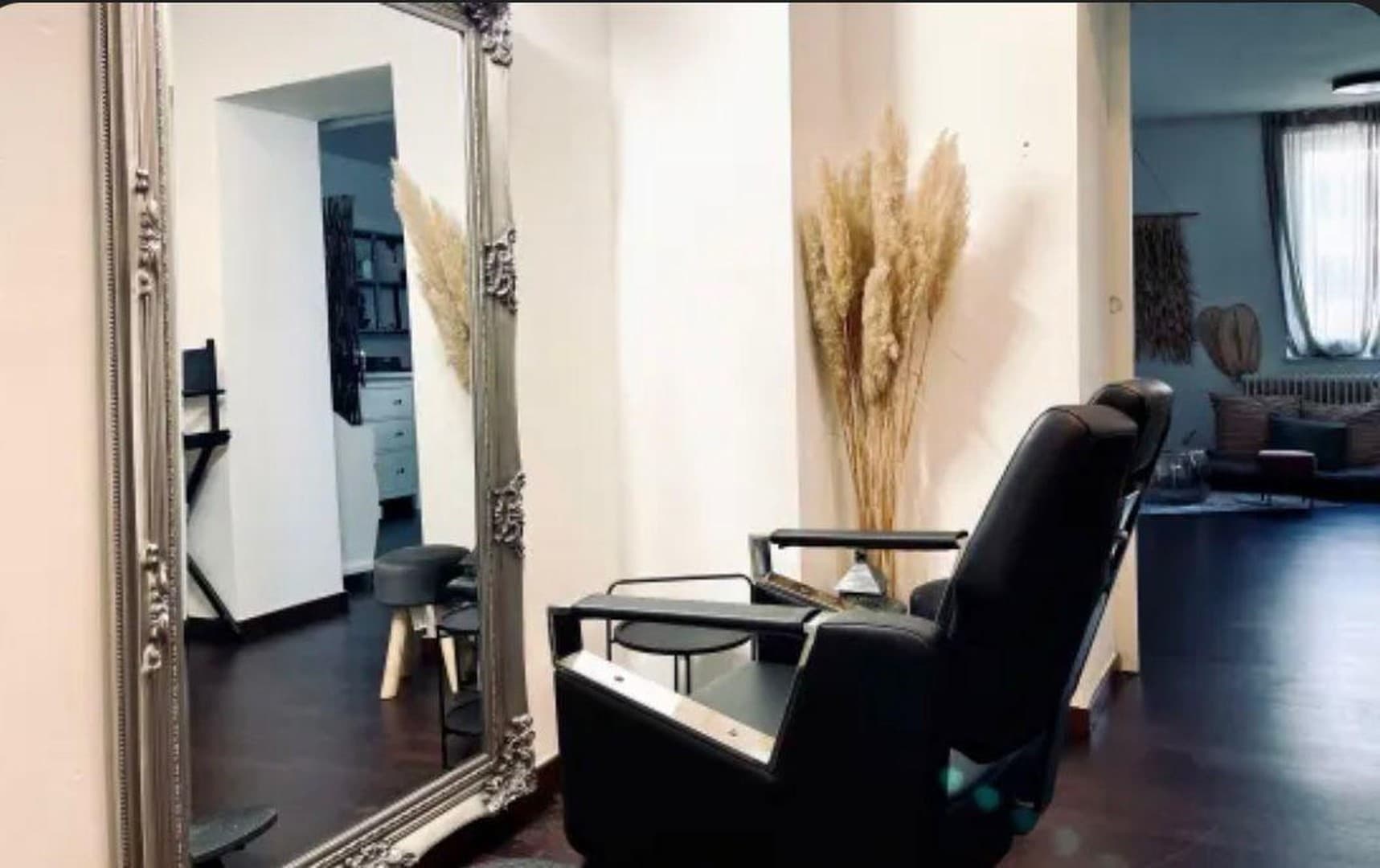 FRISEURSALON IN BÖBLINGEN STADTMITTE